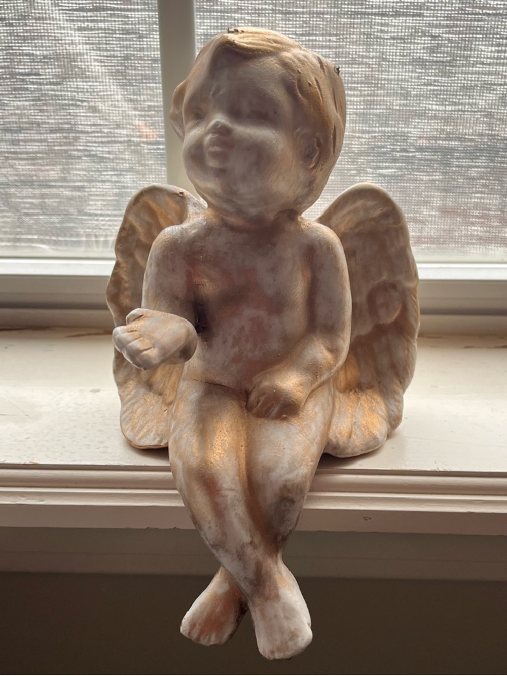 Vintage Ceramic White w/Gold Cherub Angel Shelf Mantle Sitter
